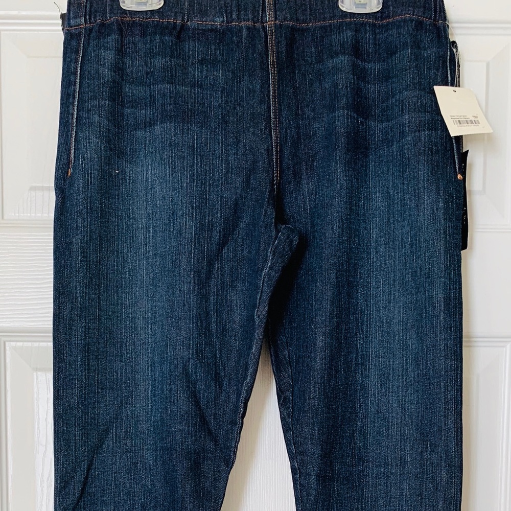 Blue Jeggins.